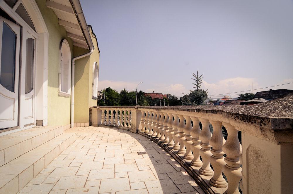 Pension La Cupola Târgu-Mureş Esterno foto