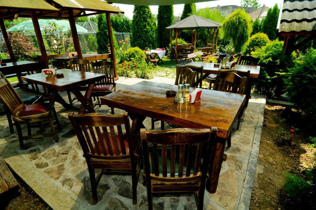 Pension La Cupola Târgu-Mureş Esterno foto
