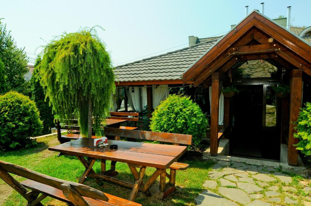Pension La Cupola Târgu-Mureş Esterno foto
